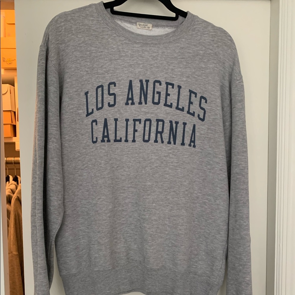 grey brandy melville los angeles california crew neck sweatshirt